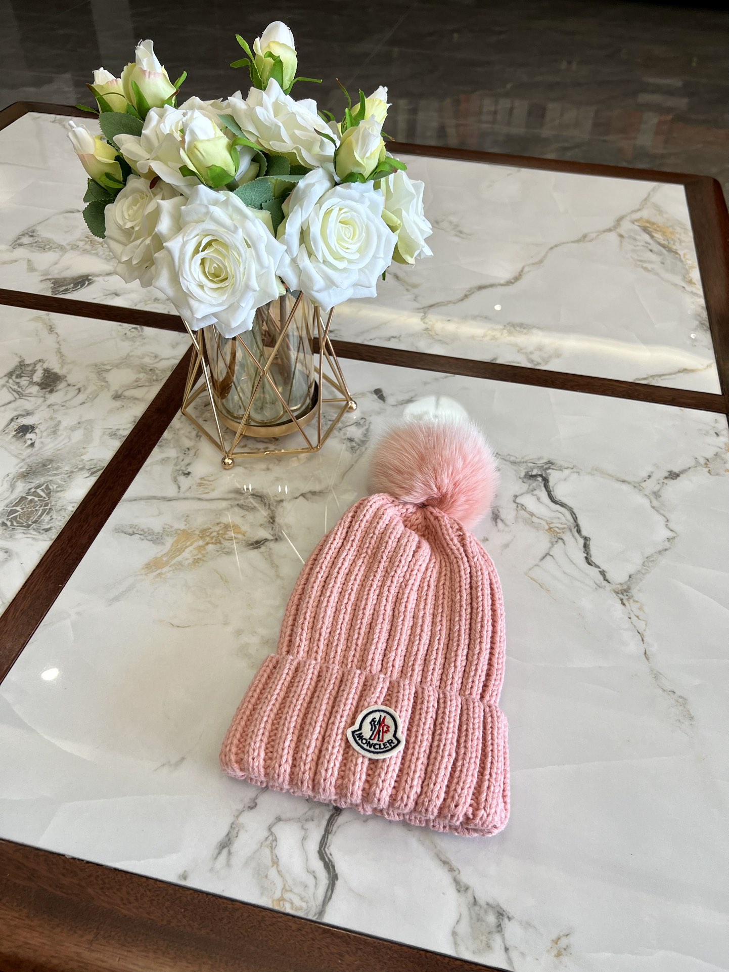 moncler hat model 09